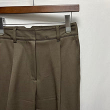 Load image into Gallery viewer, 3.1 Phillip Lim スリーワンフィリップリム タックデザインクロップドスラックスパンツ F215-5296WGB