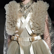 Load image into Gallery viewer, noir kei ninomiya ノワール ケイニノミヤ 22SS サテンリボンレザーベルトハーネス 3I-V018