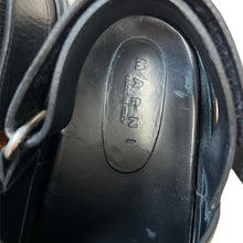 Load image into Gallery viewer, MARNI マルニ 17SS ベルテッドファーサンダル