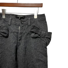 Load image into Gallery viewer, JUNYA WATANABE COMME des GARCONS ジュンヤワタナベ コムデギャルソン 03AW ウール縮絨加工リボンストライプフレアパンツ