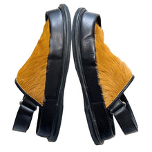 Load image into Gallery viewer, MARNI マルニ 17SS ベルテッドファーサンダル