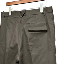 Lade das Bild in den Galerie-Viewer, BOTTEGA VENETA by Daniel Lee ボッテガヴェネタ ダニエルリー COTONE TWILL STRETCH コットンツイルストレッチトラウザーパンツ