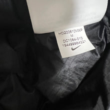 Load image into Gallery viewer, NIKE×STUSSY ナイキ ステューシー 20AW Insulated Pullover Jacket プルオーバーフーデットナイロンジャケット DC1084-010