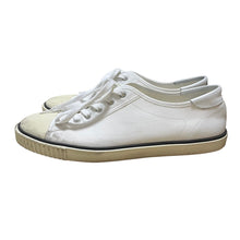 Lade das Bild in den Galerie-Viewer, CELINE セリーヌ BLANK キャンバスローカットスニーカー VU0199