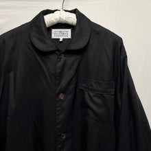 Load image into Gallery viewer, Maison Margiela メゾンマルジェラ 22AW SILK POPLIN SHIRT シルクパジャマシャツ SI1DL0005
