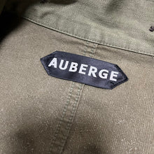 Lade das Bild in den Galerie-Viewer, AUBERGE オーベルジュ 23SS ORLEANS シルクコットンミリタリージャケット