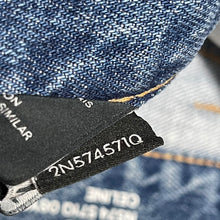 Load image into Gallery viewer, CELINE セリーヌ Kurt Clear Sky Rinse Denim Jeans カートクリアスカイリンスデニムパンツ N574 571Q 08YC