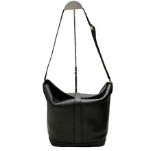 Load image into Gallery viewer, CELINE セリーヌ 6 シス ベルトデザインバケットショルダーバッグ