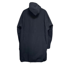Load image into Gallery viewer, BOTTEGA VENETA by Daniel Lee ボッテガヴェネタ ダニエルリー 21AW フーデットナイロンコート 664279 V0200