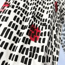 Load image into Gallery viewer, COMME des GARCONS SHIRT コムデギャルソンシャツ 04AW グラフィックプリントシャツ W12122