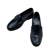 Lade das Bild in den Galerie-Viewer, CELINE セリーヌ クラシックローファー