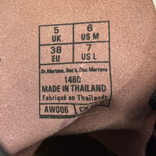 Load image into Gallery viewer, Dr. Martens ドクターマーチン 1460 8ホールレースアップブーツ UK5 14486
