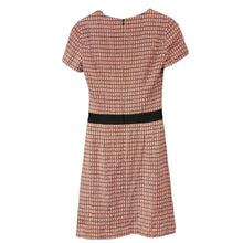 Load image into Gallery viewer, HUGO BOSS ヒューゴボス ツイードセットアップ ノーカラージャケット ドレスワンピース ピンク R14624
