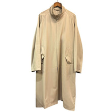 Lade das Bild in den Galerie-Viewer, The CLASIK ザクラシック HARINGTON MAC ウールモヘアハリントンマックコート 48 ベージュ 15288
