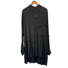 Lade das Bild in den Galerie-Viewer, S'YTE by yohji yamamoto サイト ヨウジヤマモト VISCOSE TWILL CUT-OFF OVERSIZED REGULAR COLLAR SHIRT カットオフビスコースオーバーシャツ UT-B11-204 2 ブラック 15827
