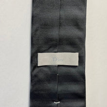 画像をギャラリービューアに読み込む, Dior HOMME ディオールオム シャドウボーダー柄シルクネクタイ ブラック 3530
