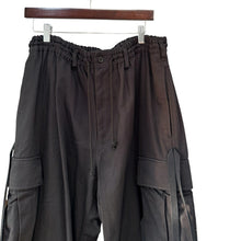 Lade das Bild in den Galerie-Viewer, S'YTE by yohji yamamoto サイト ヨウジヤマモト COTTON DRILL ARMY TECHNO PANTS アーミーテクノパンツ UT-P03-011 3 ブラック 15818
