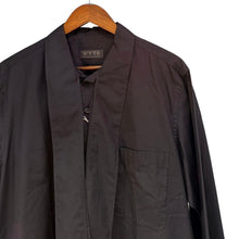 Lade das Bild in den Galerie-Viewer, S'YTE by yohji yamamoto サイト ヨウジヤマモト 100/2 COTTON BROAD DRAPE-COLLAR SHIRT ドレープカラーシャツ UQ-B17-080 2 ブラック 15814

