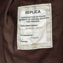 Load image into Gallery viewer, Maison Martin Margiela メゾンマルタンマルジェラ 10AW REPLICA aviators jacket レプリカ アビエーターレザージャケット S30AM0150 46 ブラウン 15351
