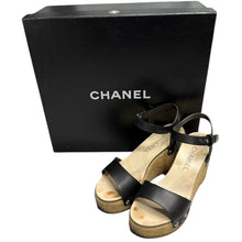 画像をギャラリービューアに読み込む, CHANEL シャネル レザーストラップクレープソールサンダル サイズ35 14454
