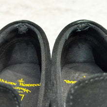 画像をギャラリービューアに読み込む, Vivienne Westwood×VANS ヴィヴィアンウエストウッド バンズ style53 メタルオーブスウェードスリッポン 14488
