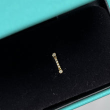 Lade das Bild in den Galerie-Viewer, Tiffany&amp;Co. ティファニー フルール ド リス キー バー ピアス ダイヤモンド 18K Au750
