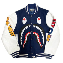 画像をギャラリービューアに読み込む, A BATHING APE アベイシングエイプ SAMPLE SHARK VARSITY JACKET レザースリーブシャークスタジャン
