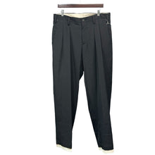 Lade das Bild in den Galerie-Viewer, S'YTE by yohji yamamoto サイト ヨウジヤマモト WASHER FINISHED WOOL GABARDINE 2-TUCK PANTS カットアウトウールギャバジンパンツ UY-P01-101 3 ブラック 15824
