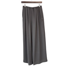 Load image into Gallery viewer, ENFOLD エンフォルド 22SS RELAX ELASTIC WIDE-TROUSERS リラックスゴムワイドパンツ 300FS631-0980 36 グレー 14807
