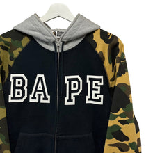 Lade das Bild in den Galerie-Viewer, A BATHING APE アベイシングエイプ SAMPLE 1st カモスリーブBAPEプリントジップアップパーカー
