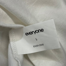 画像をギャラリービューアに読み込む, everyone エブリワン j.30000 logo longsleeve t-shirt EVERYONE TOKYO プリントカットソー EV23-CS10 L ホワイト 15071
