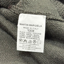 Lade das Bild in den Galerie-Viewer, Maison Martin Margiela メゾンマルタンマルジェラ 初期 Miss Deanna ミスディアナ ウールニットセーター 14532
