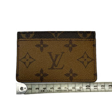 Load image into Gallery viewer, LOUIS VUITTON ルイヴィトン カードケース ポルト カルト サーンプル モノグラム リバース M69161
