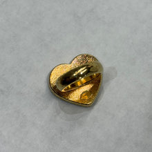 Load image into Gallery viewer, CHANEL シャネル 2024年 デニムモチーフココマークハートリング I24P 14886
