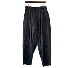 Lade das Bild in den Galerie-Viewer, S'YTE by yohji yamamoto サイト ヨウジヤマモト BRUSHED WASHER FINISH BROAD CARGO PANTS イージーカーゴパンツ UT-P09-014 3 ブラック 15821
