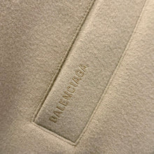이미지를 갤러리 뷰어에 로드 , BALENCIAGA バレンシアガ 25AW Garde-Robe ウールブルゾン 850619 S キャメル 15700
