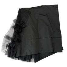 Load image into Gallery viewer, TAO by COMME des GARCONS タオ コムデギャルソン 25SS LOOK11 SAMPLE サンプル チュールデザインコットンスカート TO-S024 1 ブラック 14837
