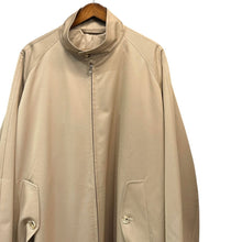 Lade das Bild in den Galerie-Viewer, The CLASIK ザクラシック HARINGTON MAC ウールモヘアハリントンマックコート 48 ベージュ 15288
