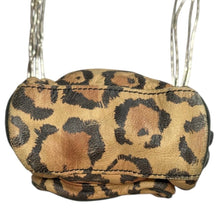 Load image into Gallery viewer, Alexander Wang アレキサンダーワン Brenda ブレンダ レオパード柄カメラバッグ ショルダーバッグ イエロー 14914

