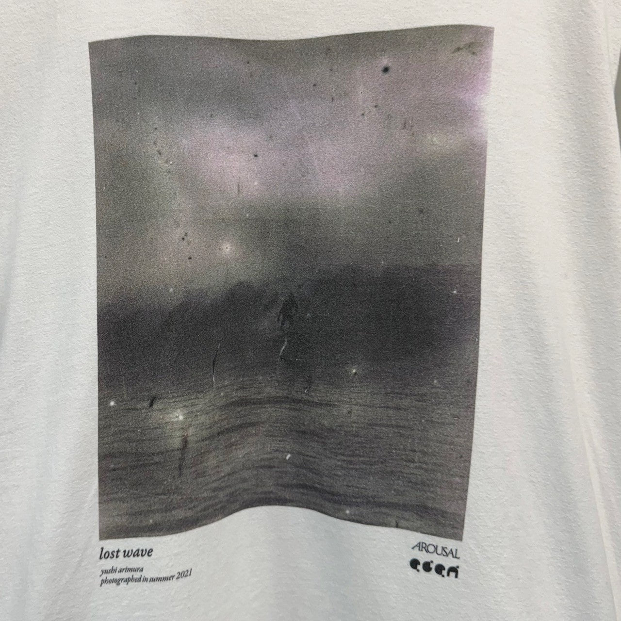 Load image into Gallery viewer, AROUSAL アローサル 有村勇史 Lost Wave フォトプリントTシャツ 13786