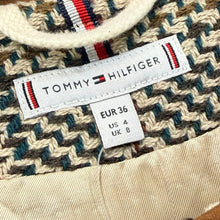 Load image into Gallery viewer, TOMMY HILFIGER トミーヒルフィガー SAMPLE 24AW TWEED WOOL MIX CHECK CREW JACKET ツイードジャケット 36 ブラウン 15437
