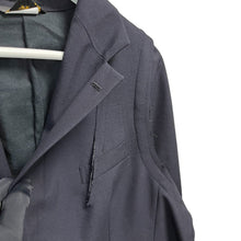 Lade das Bild in den Galerie-Viewer, COMME des GARCONS コムデギャルソン 20SS カットオフデザイン2Bジャケット ケープ ポンチョ GE-J032 XS ネイビー 3471
