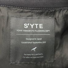画像をギャラリービューアに読み込む, S&#39;YTE by yohji yamamoto サイト ヨウジヤマモト 24AW COTTON TWILL OVERSIZED BELTED &quot;Y&quot; BLOUSON ベルトデザインボンテージジャケット UB-Y11-001 14246
