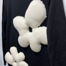 画像をギャラリービューアに読み込む, COMME des GARCONS コムデギャルソン 22SS Floral knit floral motif 3D sweater 立体花柄アシンメトリーニット GI-N501 AD2021
