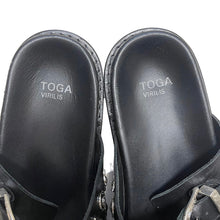 将图片加载到图库查看器，TOGA VIRILIS トーガビリリース 17SS スタッズレザーサンダル AJ830
