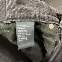 画像をギャラリービューアに読み込む, CELINE Margaret jeans in vintage black denim
