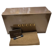 Load image into Gallery viewer, GUCCI グッチ パテントレザードレスシューズ 194199 付属品有
