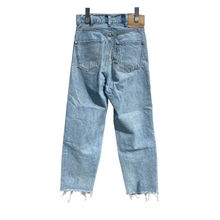 画像をギャラリービューアに読み込む, CELINE 21AW Margaret jeans 2N642427P
