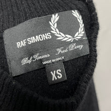Load image into Gallery viewer, FRED PERRY×RAF SIMONS フレッドペリー ラフシモンズ モックネックニットカットソー SK2001
