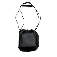 이미지를 갤러리 뷰어에 로드 , JIL SANDER 질 썬더 Drawstring Crossbody Small Bag 드로우 스트링 크로스 바디 스몰 백 
